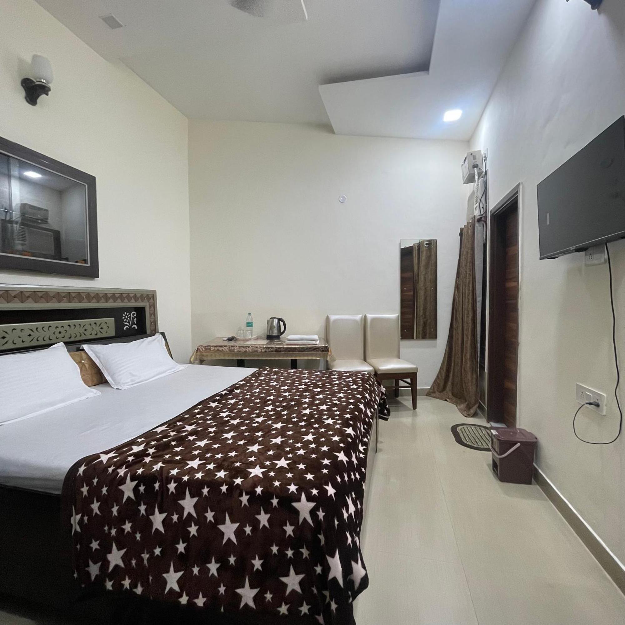 Homestay Comforts 500M From Amritsar Airport Exteriér fotografie